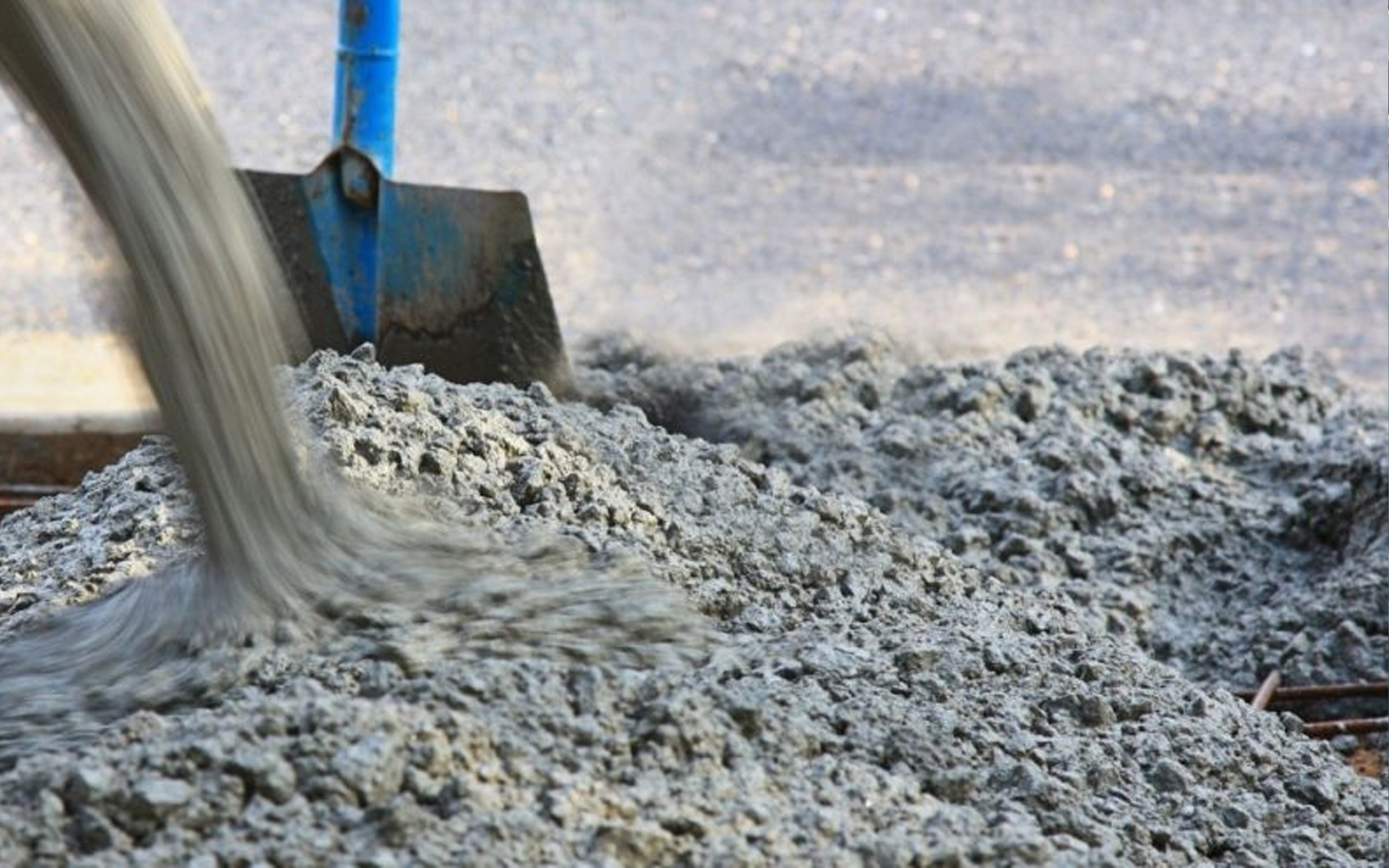 لیست قیمت انواع روان کننده ها و ابر روان کننده های بتن